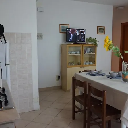 Fantastic Flat In A Quiet With Terrace In Lignano Pineta *