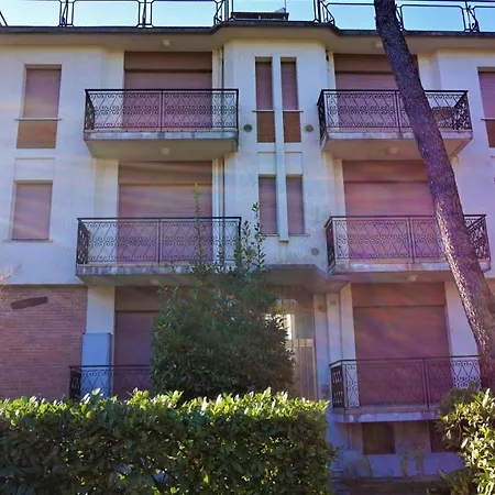 Fantastic Flat In A Quiet With Terrace In Lignano Pineta Lignano Sabbiadoro