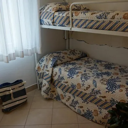 Fantastic Flat In A Quiet With Terrace In Lignano Pineta *