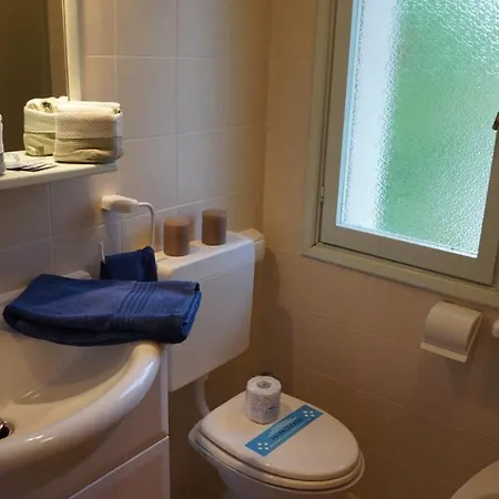 Fantastic Flat In A Quiet With Terrace In Lignano Pineta Apartamento *